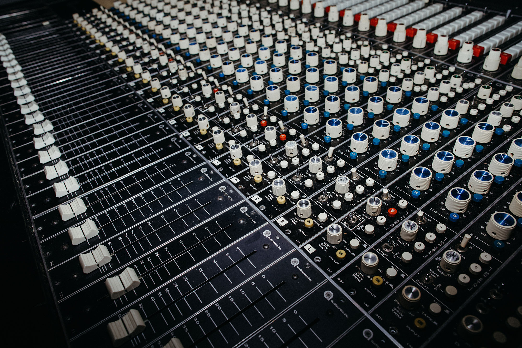Mix/Master 20200507 lolipop records 37